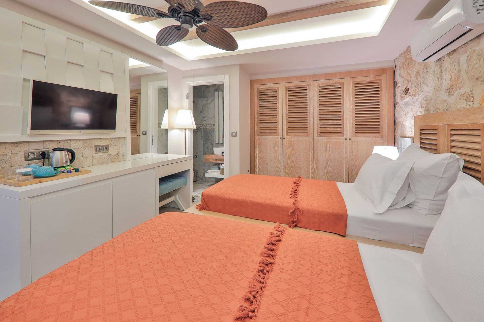 Classic Twin Room