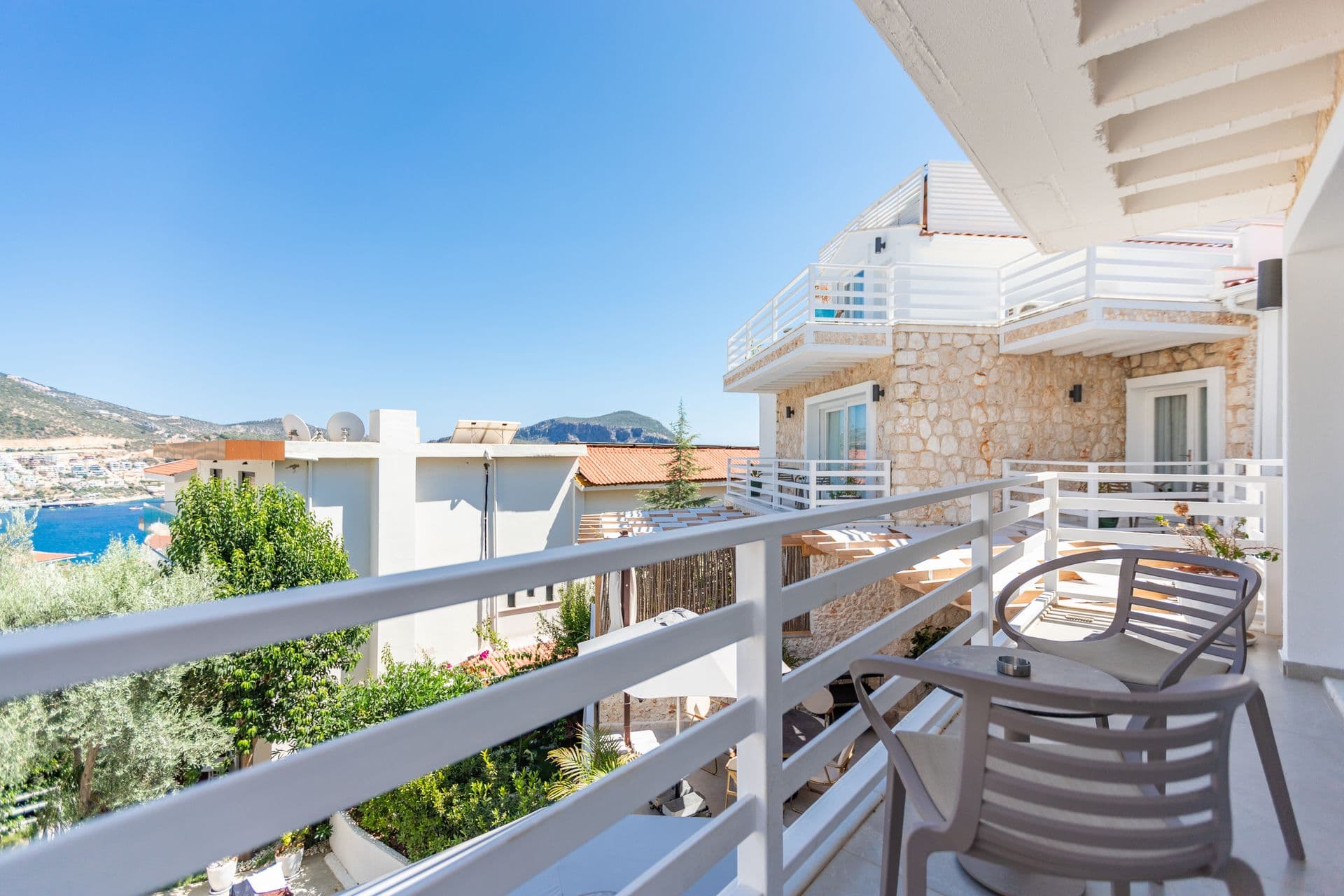 Classic Partial Sea View