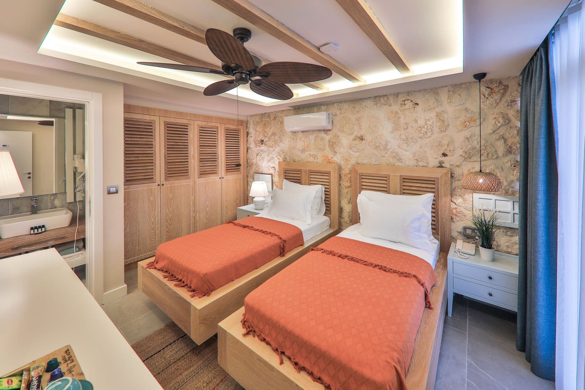 Classic Twin Room